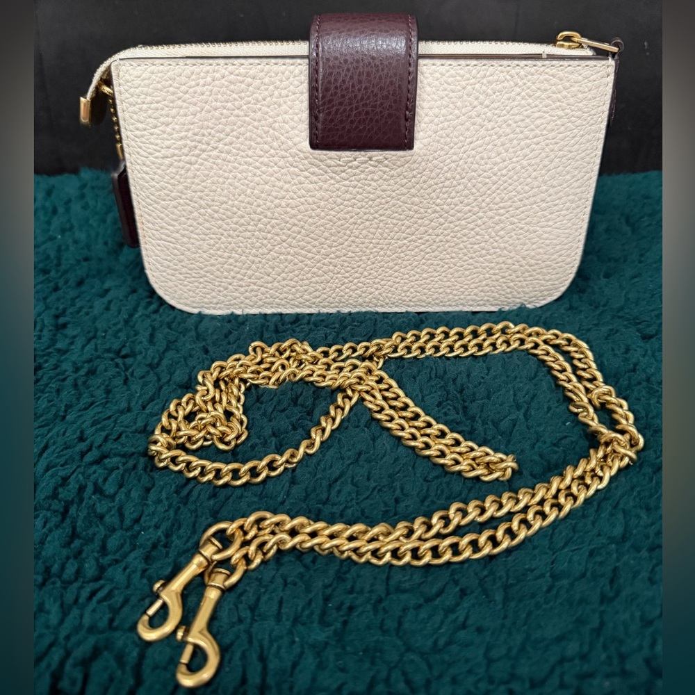 Coach Pebbled Leather Crossbody Bag with Chain Strap (Nordstrom Exclusive) - Picture 3 of 10
